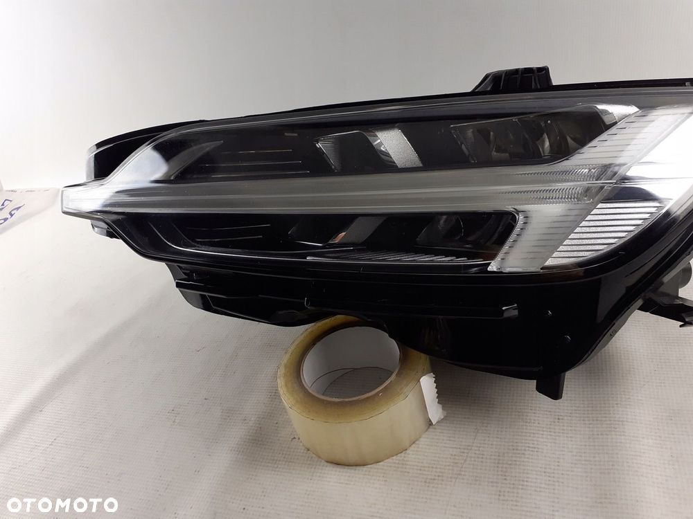 Lampa lewa Volvo S\V60 17-21r. Mid led .32273029 - 4