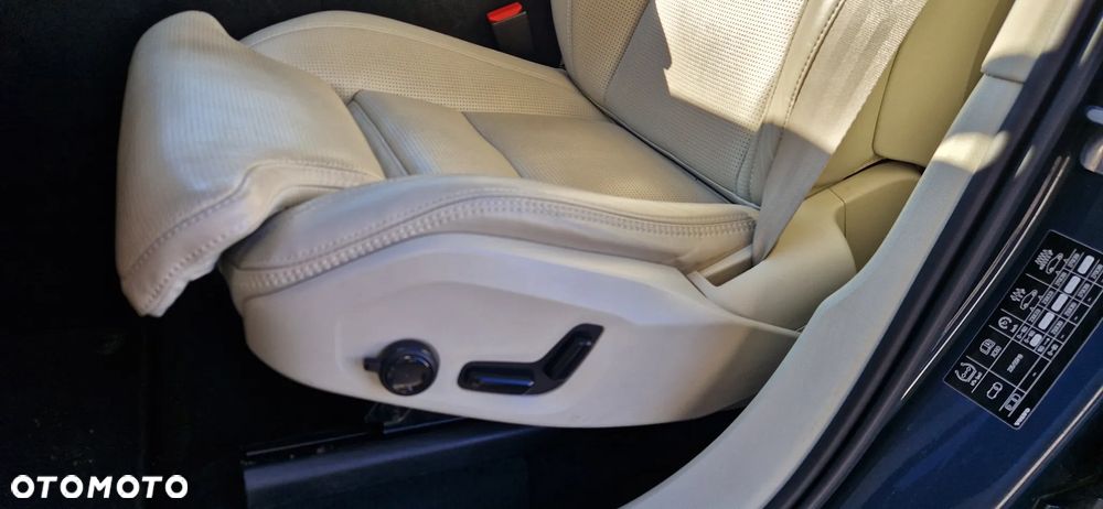 Volvo XC 60 D4 Inscription - 15