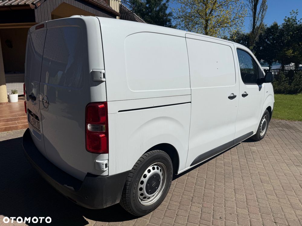 Opel Vivaro - 8