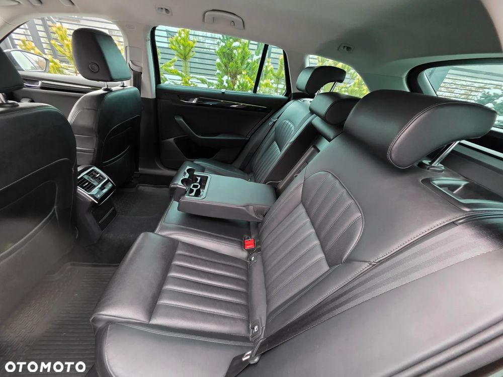 Skoda Superb 2.0 TDI L&K - 27