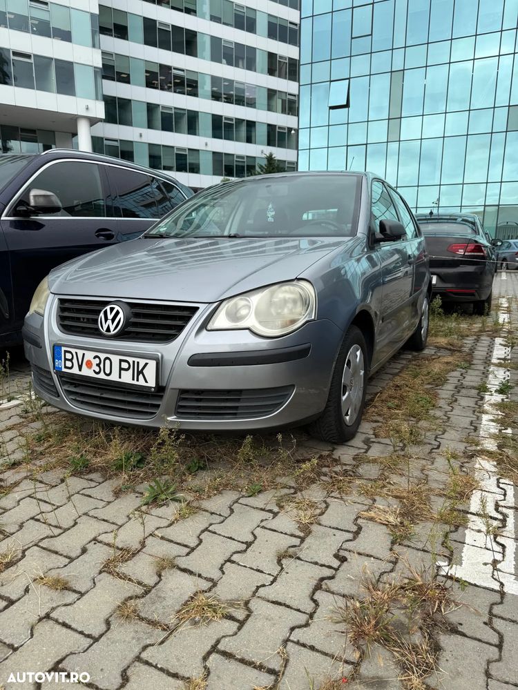 Volkswagen Polo - 2