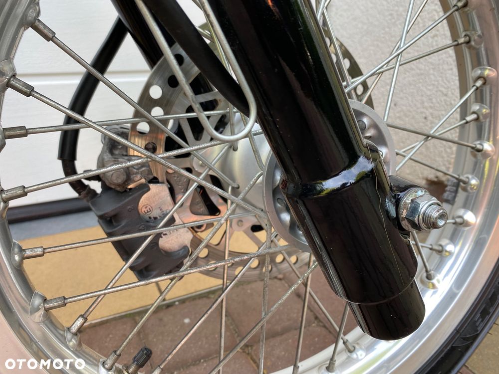 Suzuki DR - 15