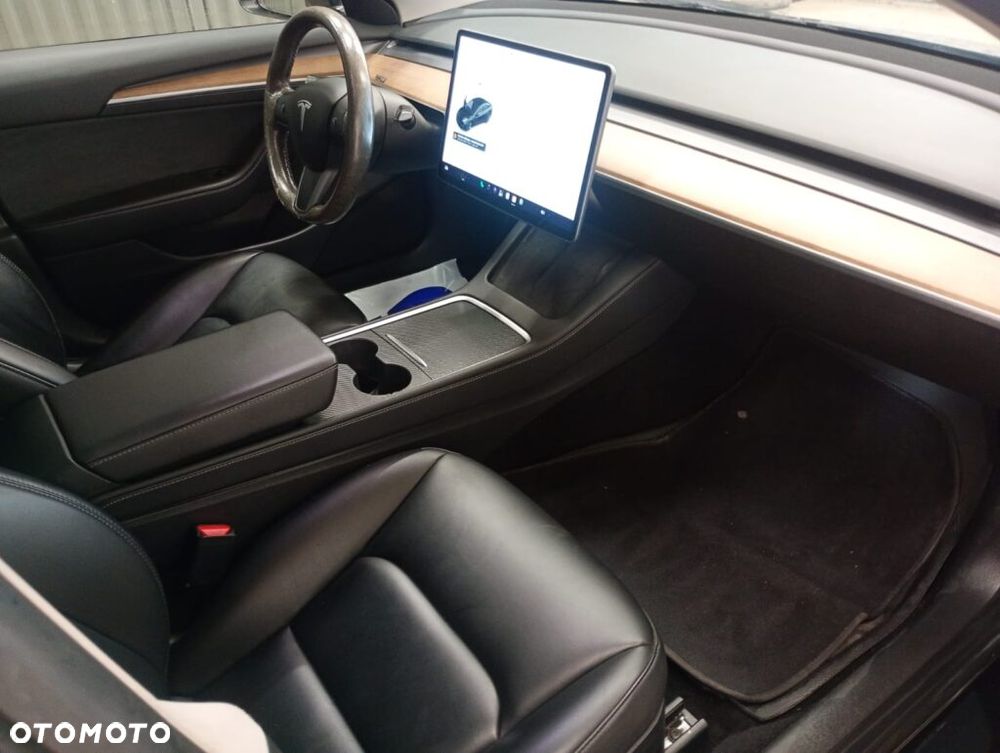 Tesla Model 3 Allradantrieb Dual Motor - 8