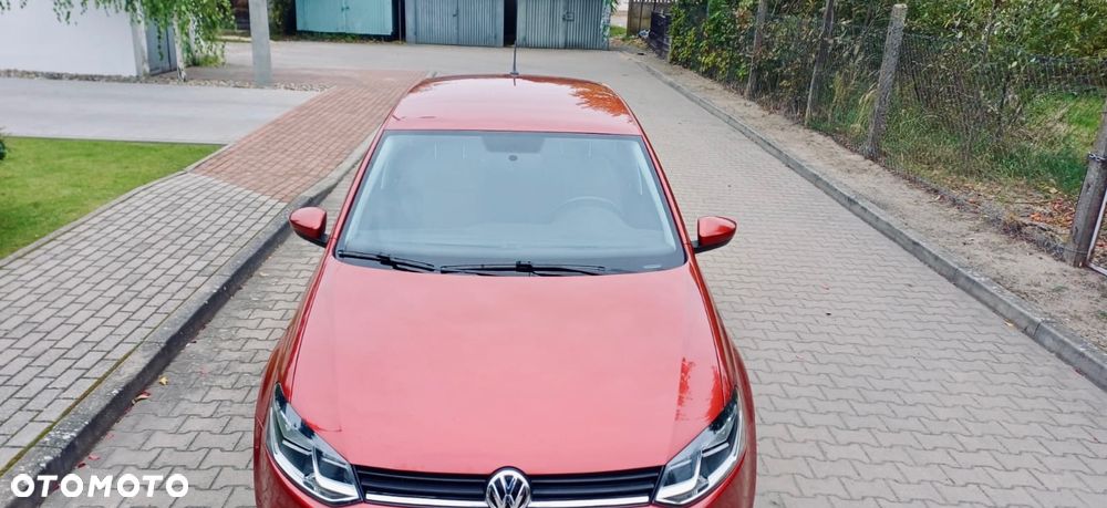 Volkswagen Polo 1.2 TSI Blue Motion Technology Comfortline - 2