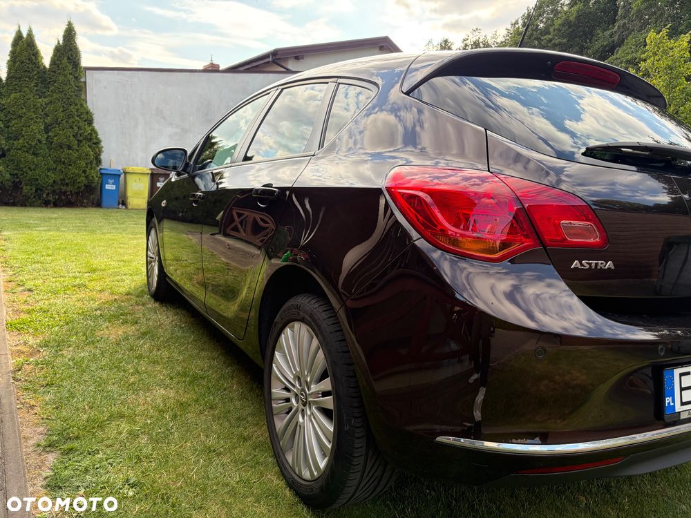 Opel Astra 1.4 T Cosmo - 10