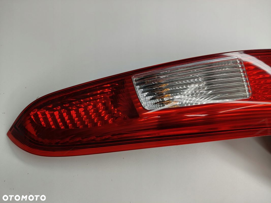 LAMPA LEWY TYŁ LEWA TYLNA VOLVO V50 KOMBI - 4