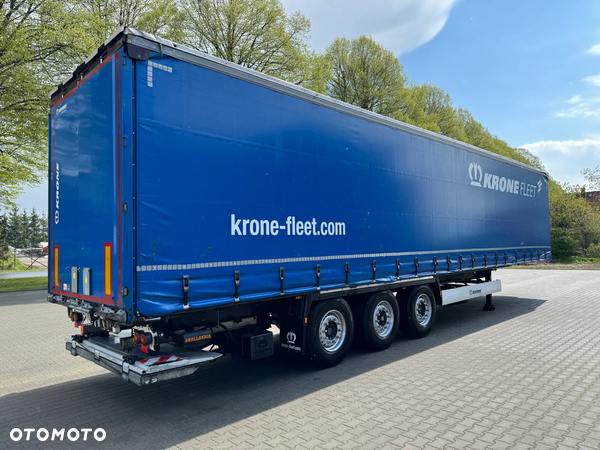 Krone SD Firanka Certyfikat XL, Dach podnoszony