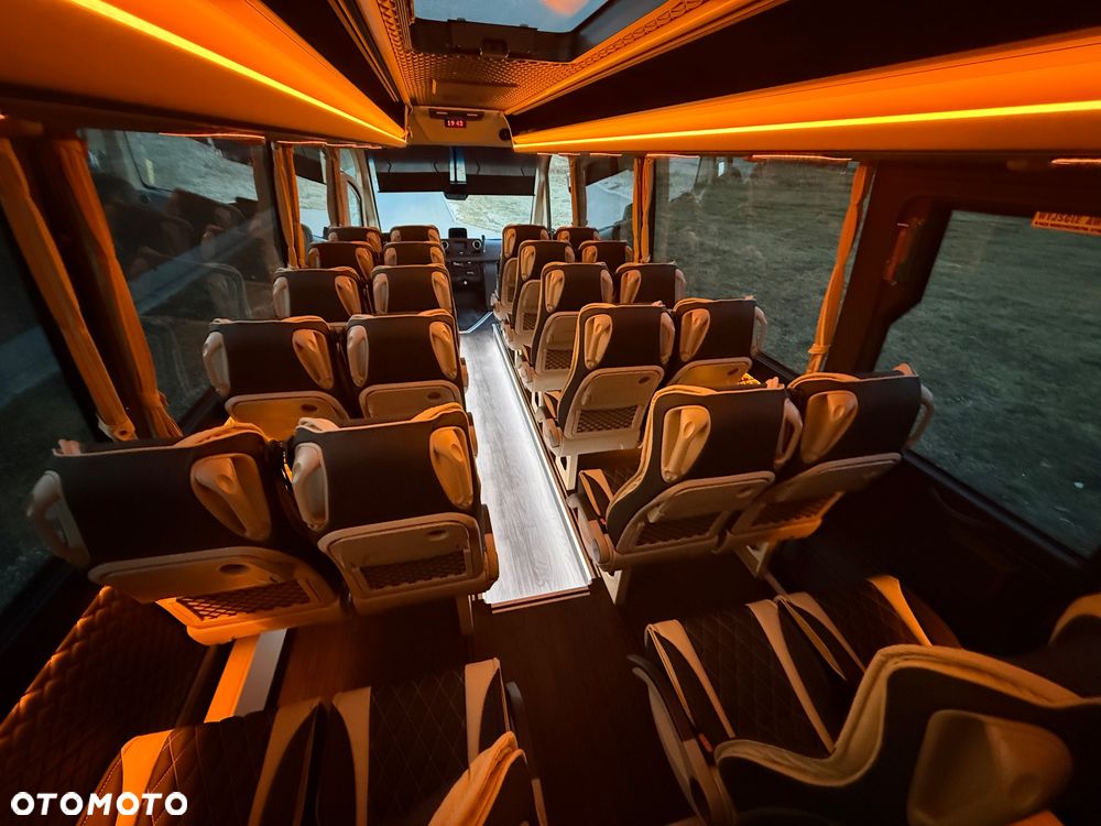 Mercedes-Benz Sprinter 519 - 29