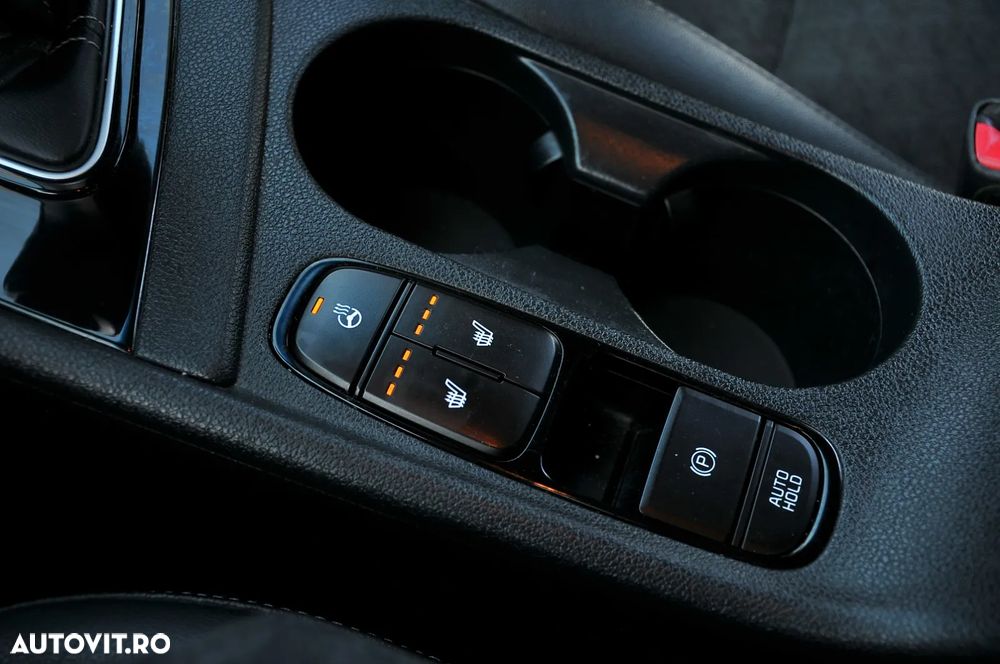 Kia Niro 1.6 GDI HEV 2WD OPF Aut. Spirit - 20