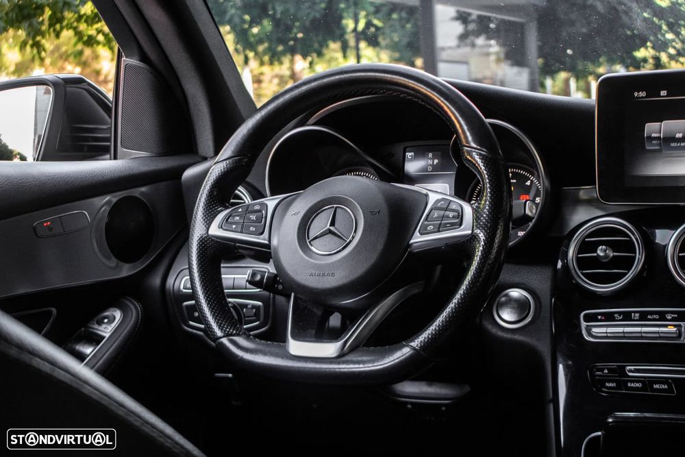Mercedes-Benz GLC 250 d 4Matic 9G-TRONIC AMG Line - 36
