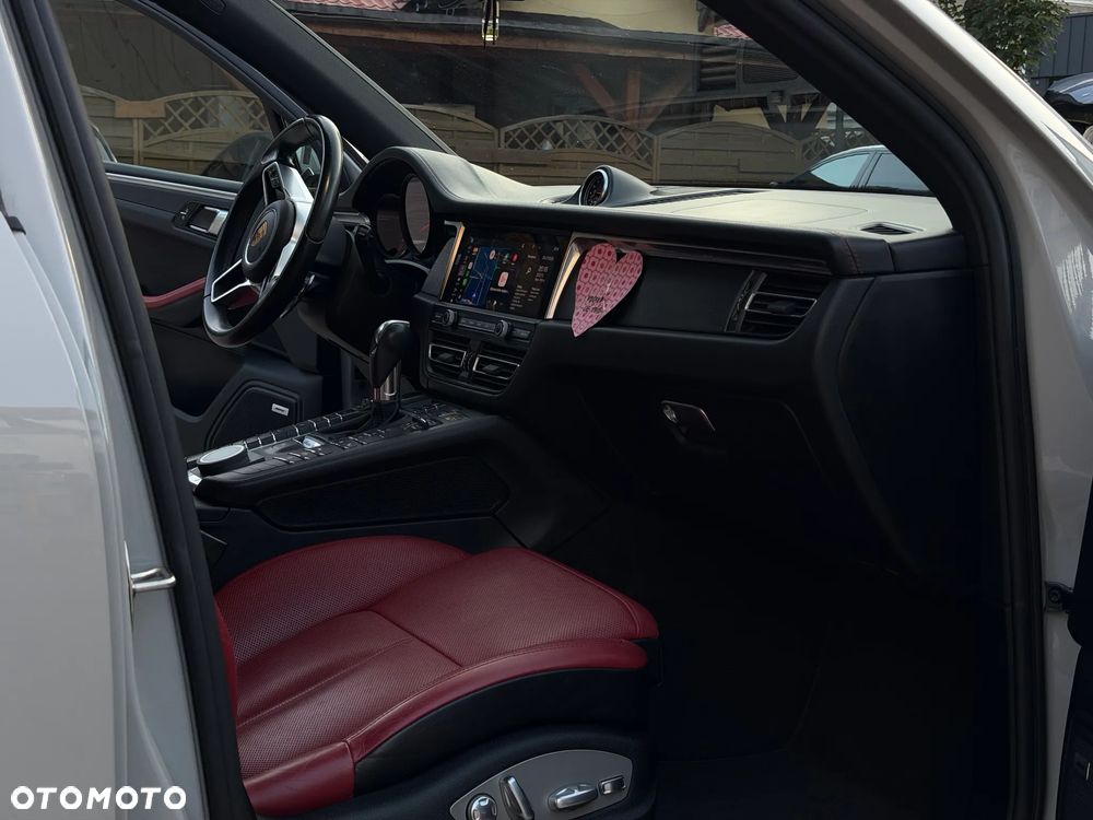 Porsche Macan GTS - 30