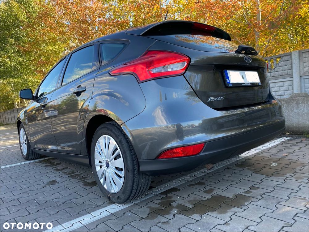 Ford Focus 1.6 Gold X - 21