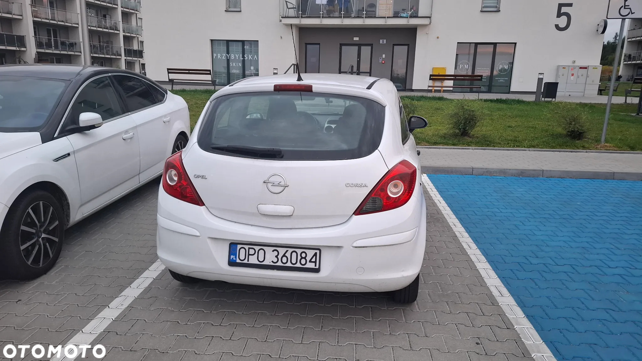 Opel Corsa 1.0 12V Essentia - 5