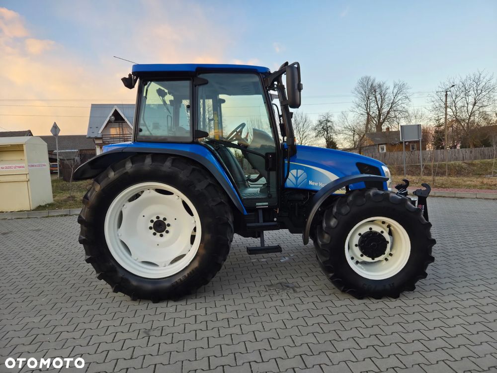 New Holland TL100A - 3