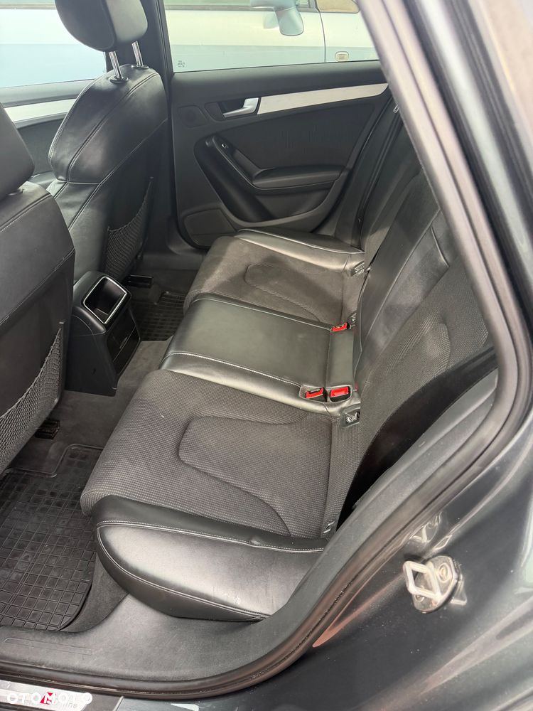 Audi A4 Avant 2.0 TDI Quattro S tronic - 10