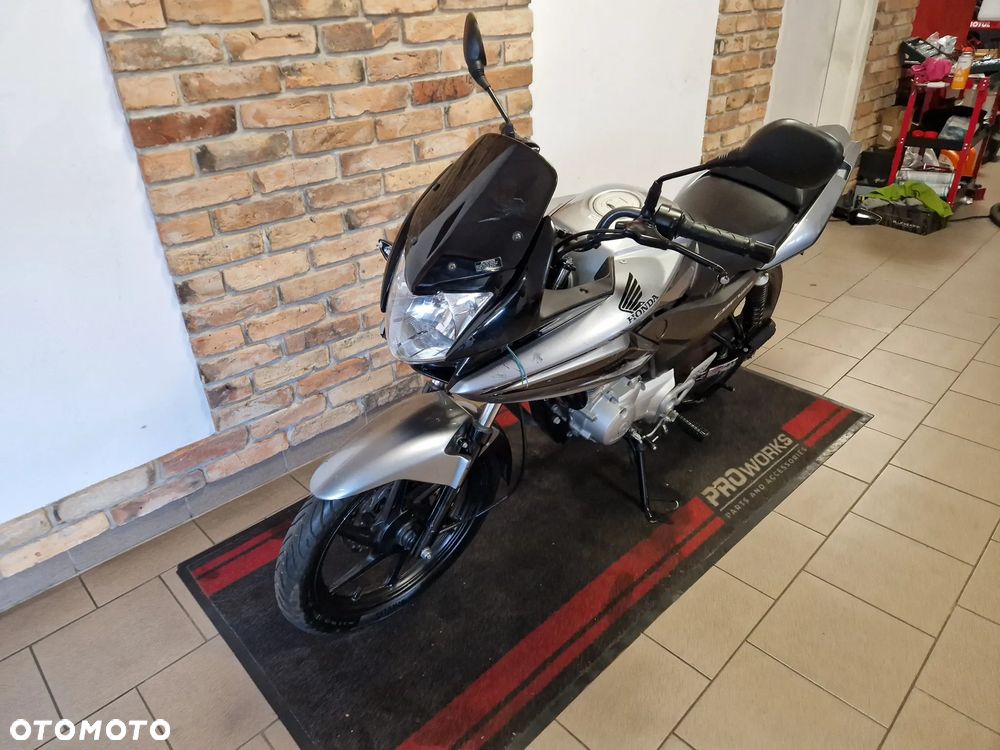 Honda CBF - 9
