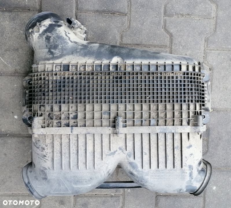 Obudowa filtra powietrza Actros Mp4 0190940302