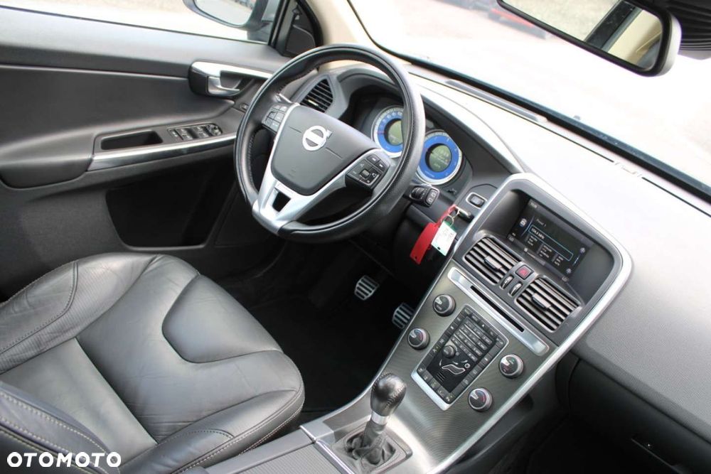 Volvo XC 60 - 40
