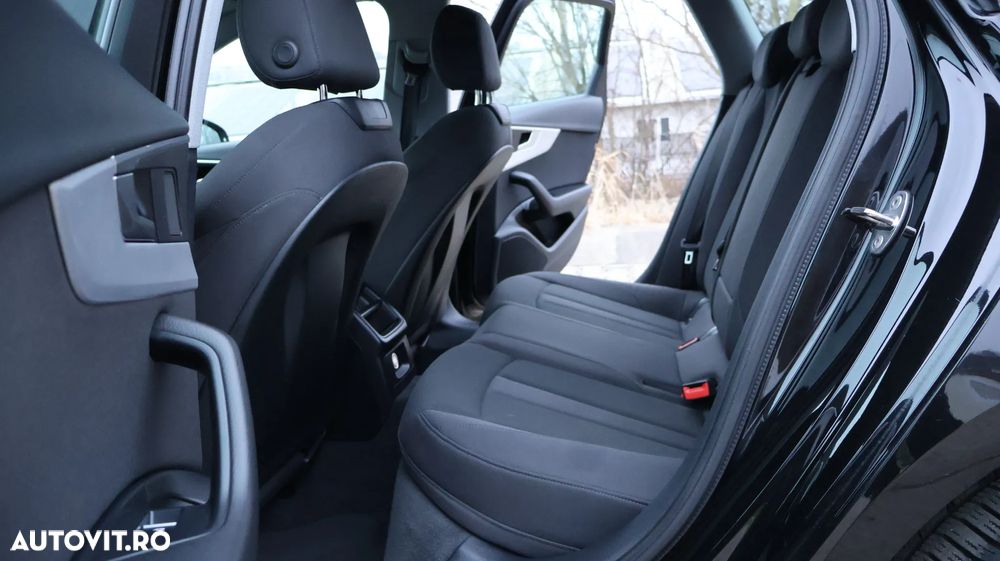 Audi A4 Avant 2.0 TDI S tronic Sport - 11