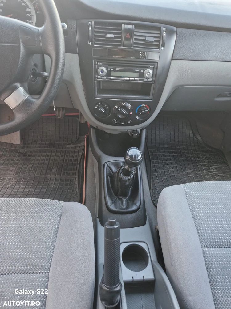 Chevrolet Lacetti 1.4i SE 52 4u - 14
