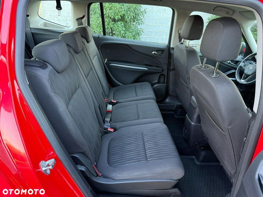 Opel Zafira - 12