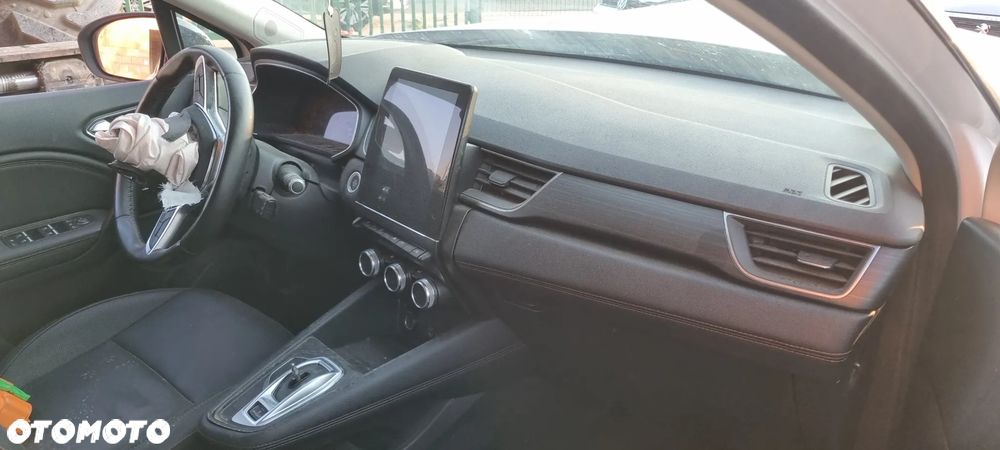 Renault Captur 1.6 E-TECH Plug-In Initiale Paris - 8