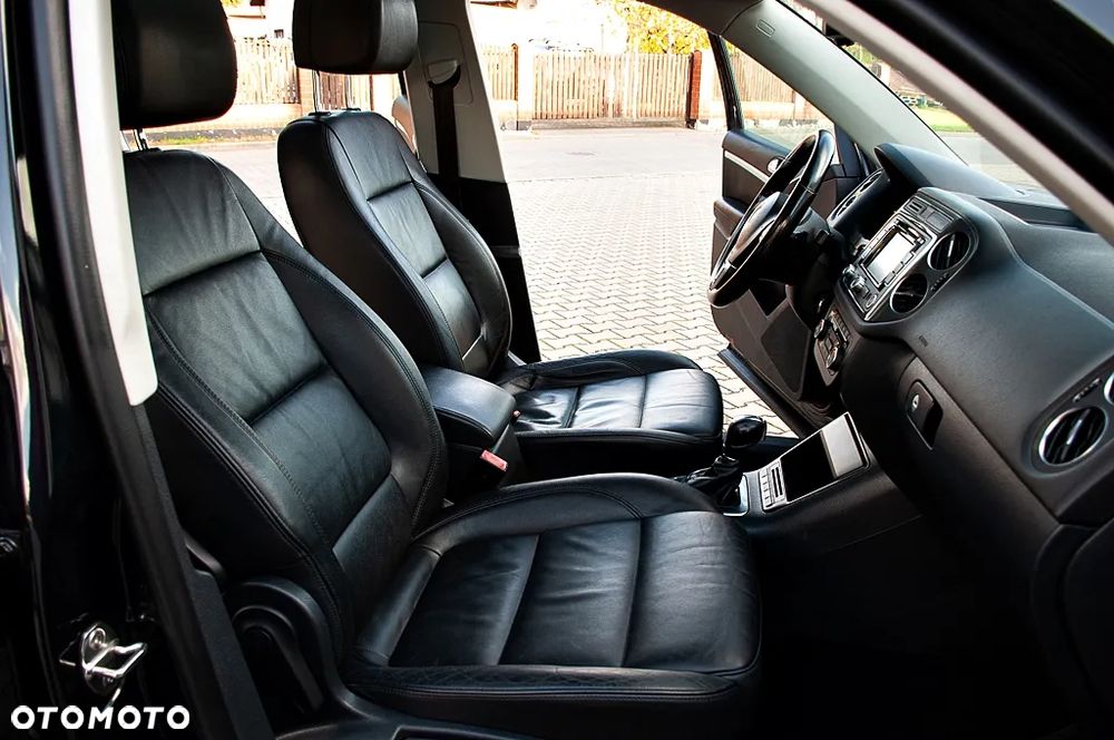 Volkswagen Tiguan 2.0 TDI DPF 4Motion BlueMotion Technology DSG Exclusive - 30