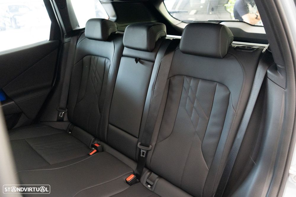 BMW X3 30 e xDrive Pack M Desportivo - 10
