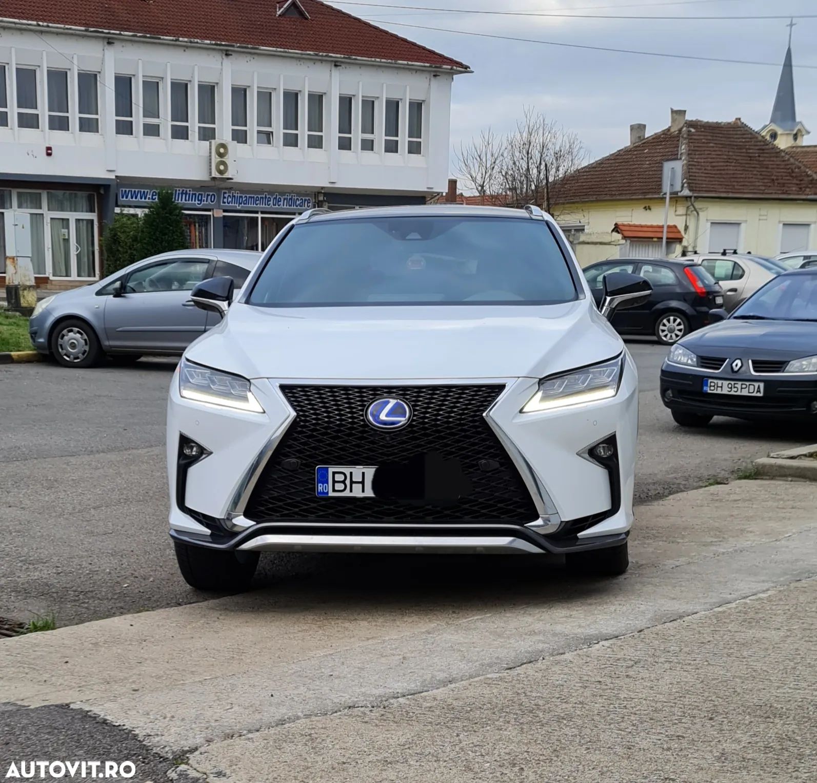 Lexus Seria RX - 1
