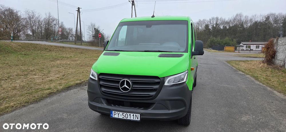 Mercedes-Benz Sprinter 907.221 - 2