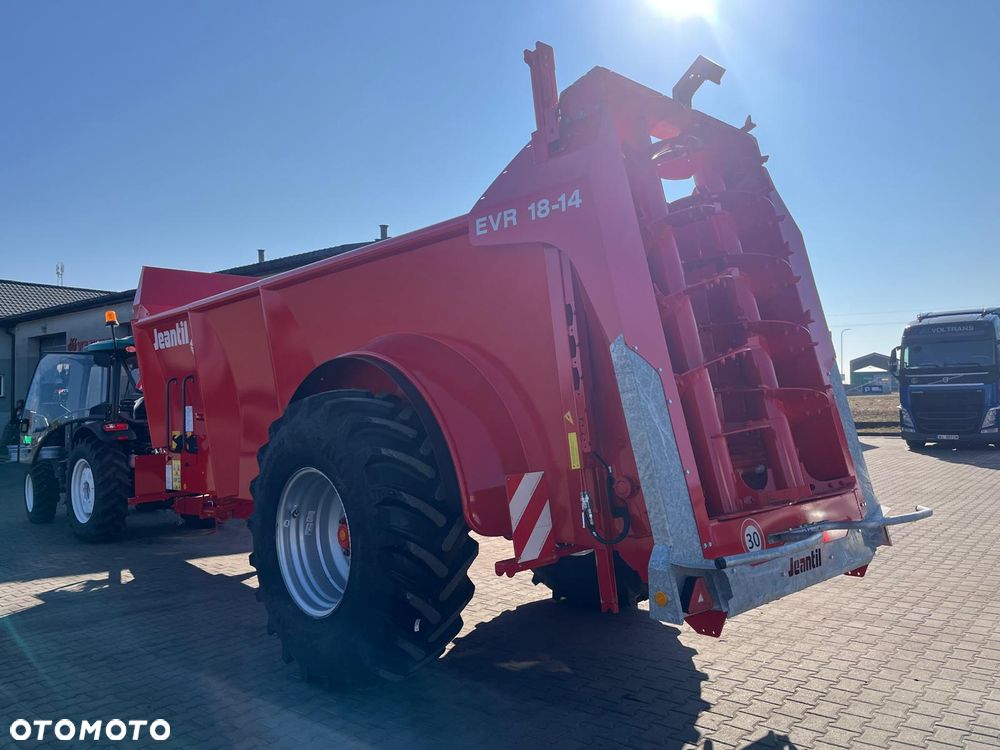 Inny Jeantill EVR 18-14 - 7