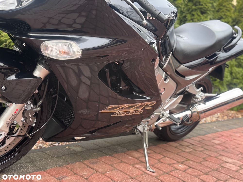 Kawasaki ZZR - 17
