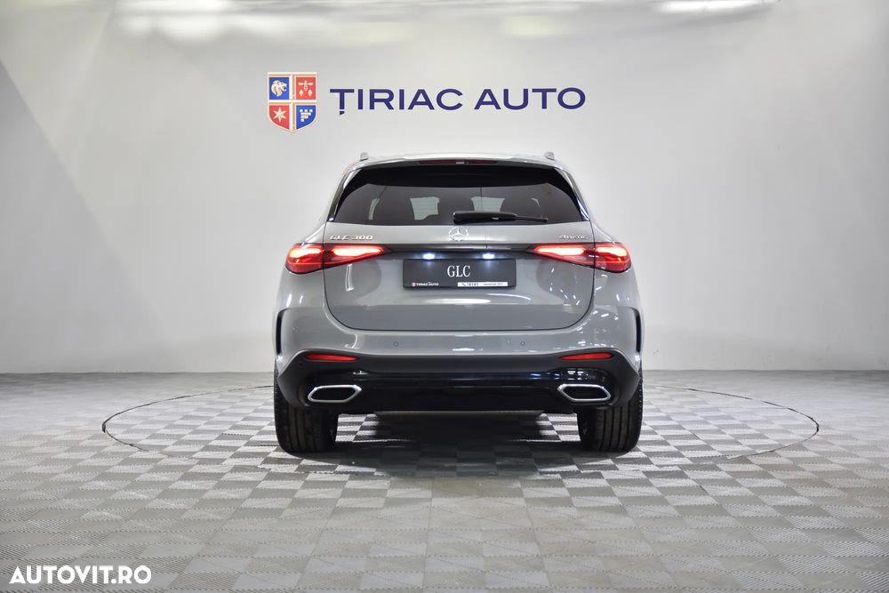 Mercedes-Benz GLC 300 4MATIC MHEV - 5