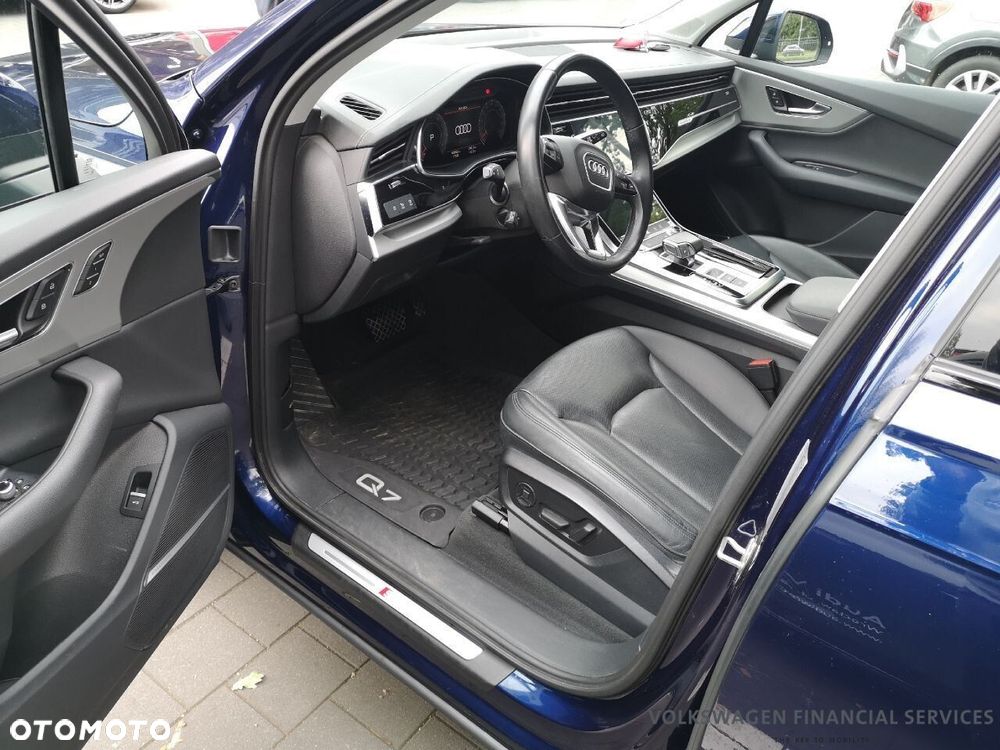 Audi Q7 - 8