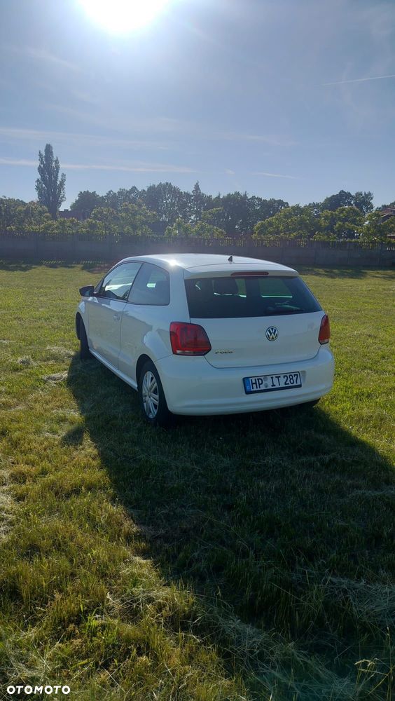 Volkswagen Polo - 2