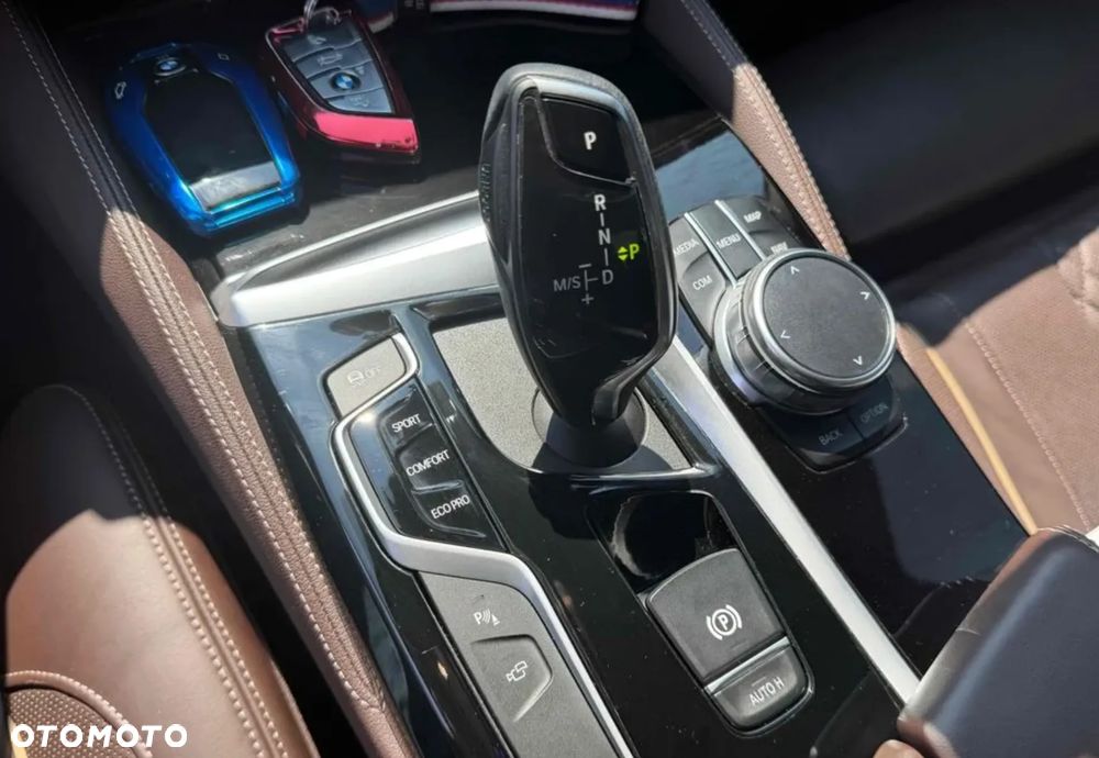 BMW Seria 5 530i GPF M Sport sport - 7