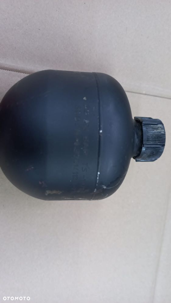 akumulator hydrauliczny 0825552 volvo l30b 2013r - 4