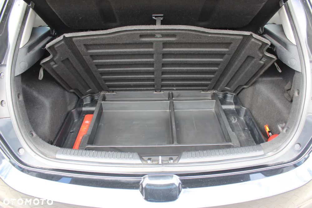Kia Ceed 1.6 GDI M - 13