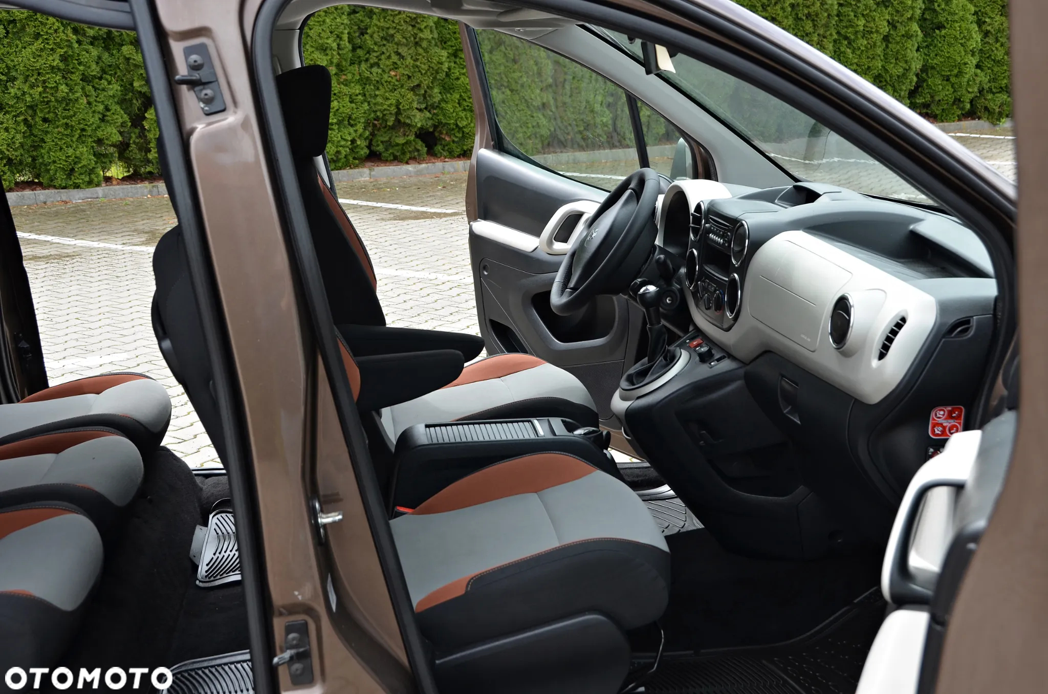 Peugeot Partner 1.6 HDi Outdoor - 24