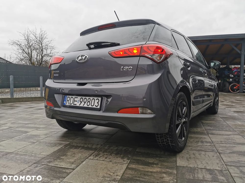 Hyundai i20 blue 1.2 YES Silver - 3