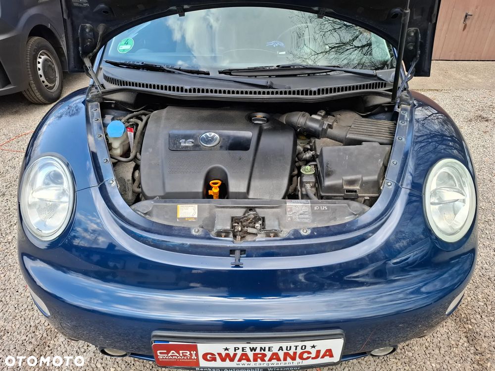 Volkswagen New Beetle 1.6 Arte - 18