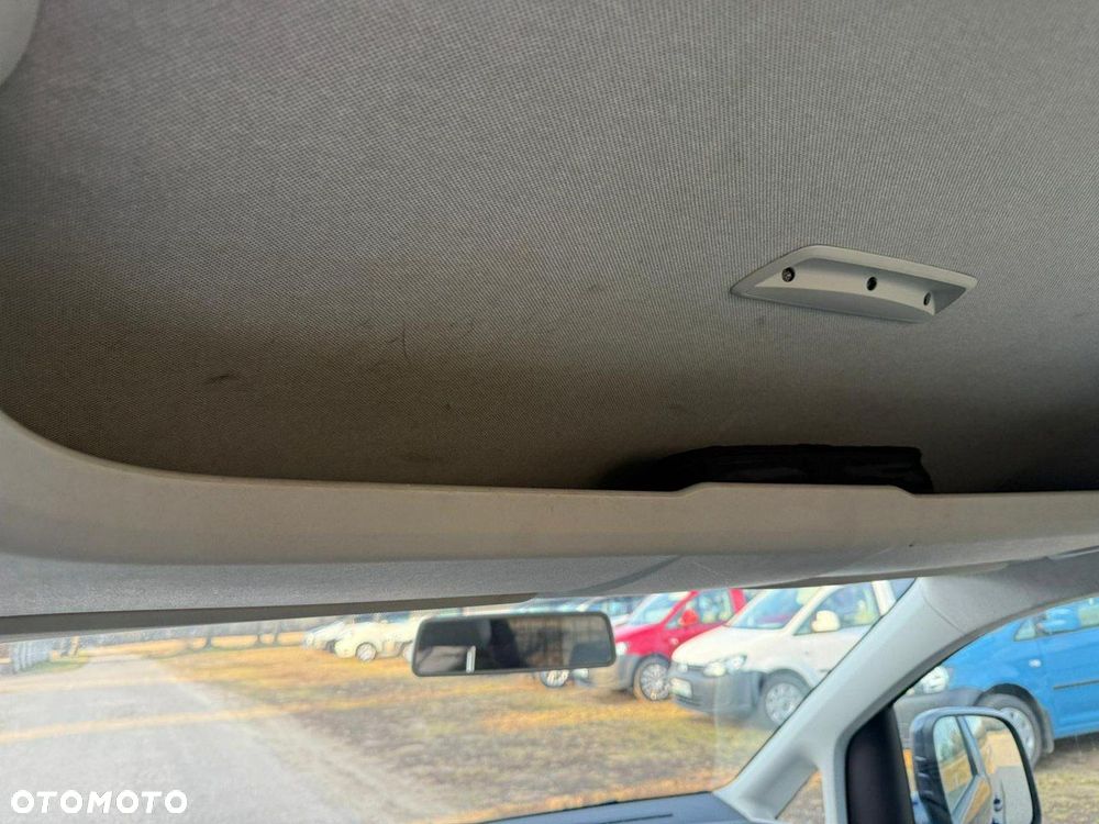 Volkswagen Caddy - 16