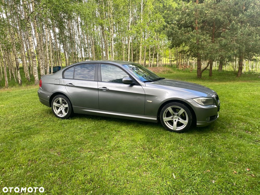 BMW Seria 3 320d - 8