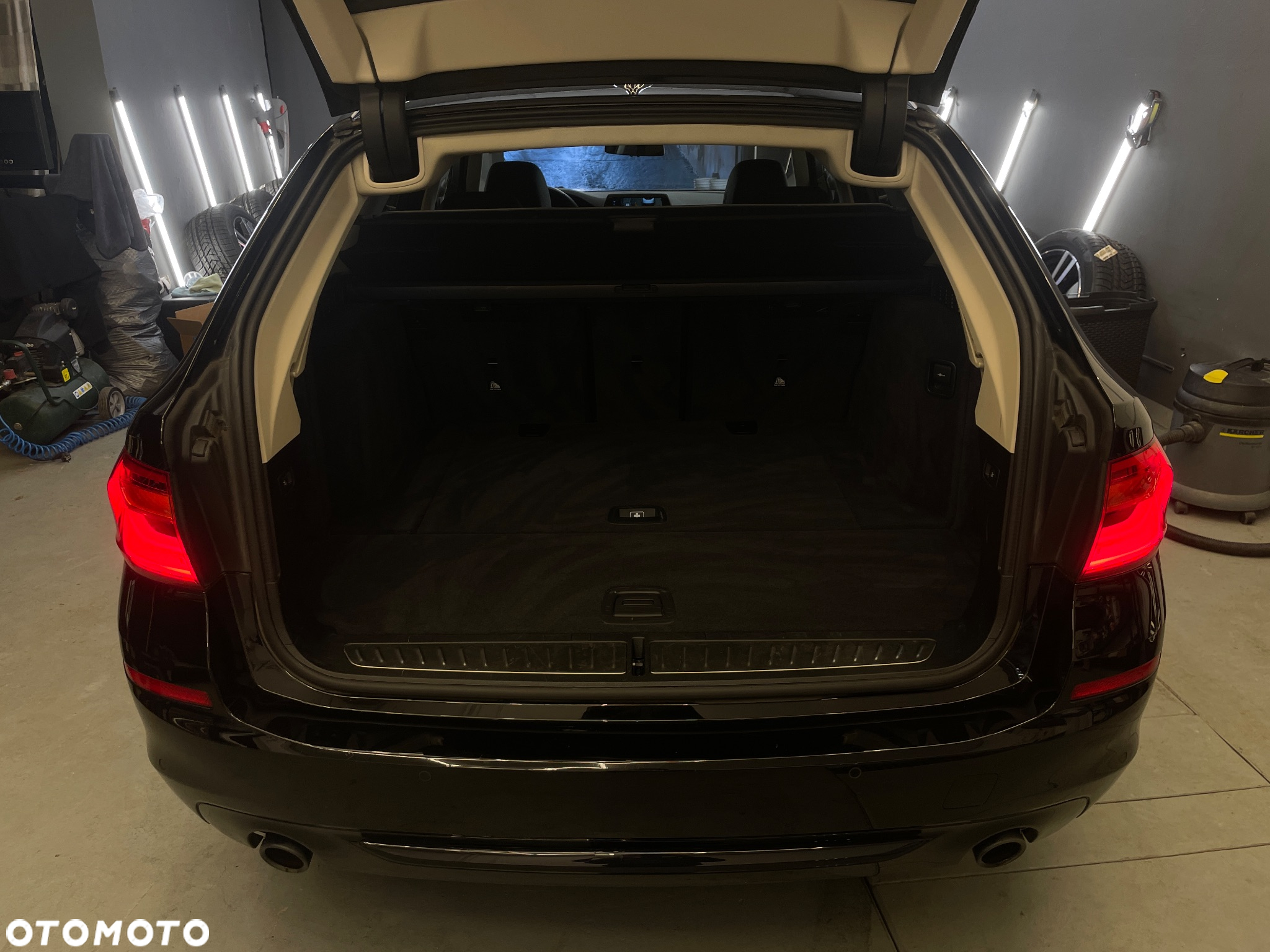 BMW Seria 5 520d Sport Line - 4