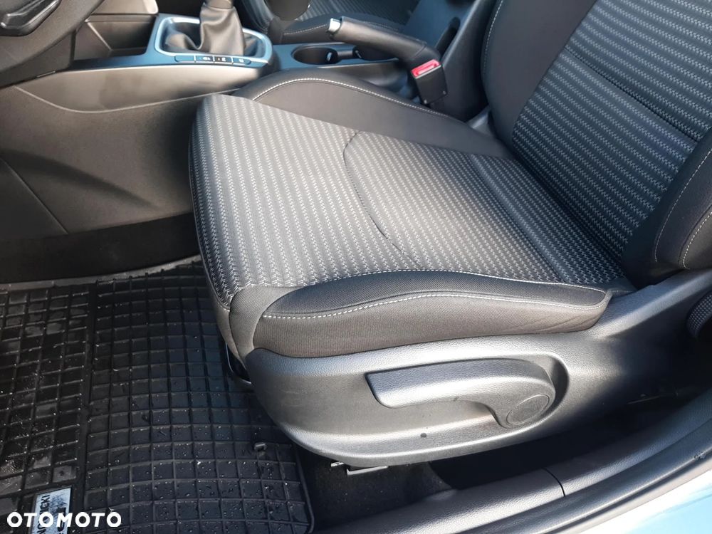 Kia Ceed 1.5 T-GDI M - 12