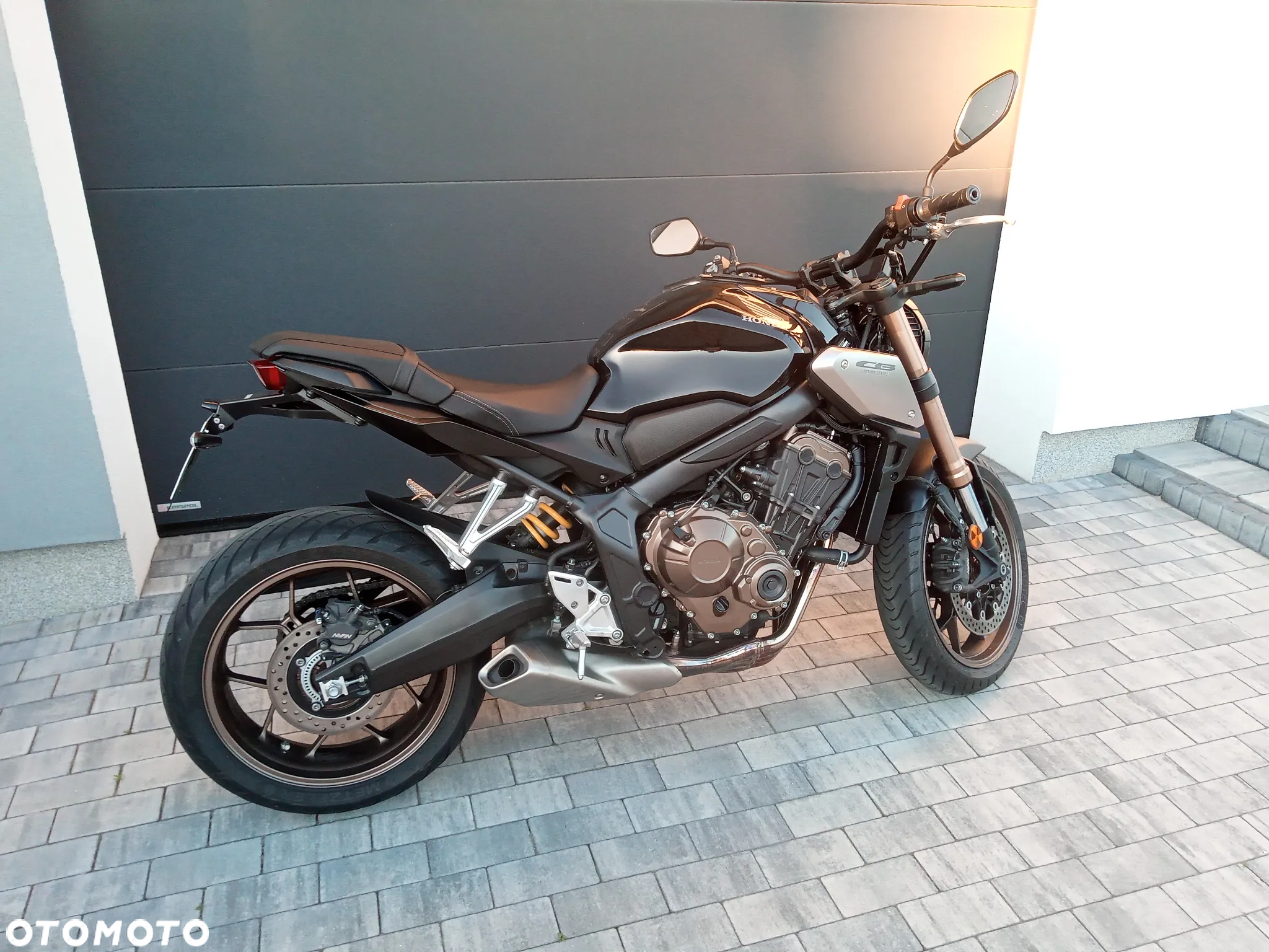 Honda CB - 3
