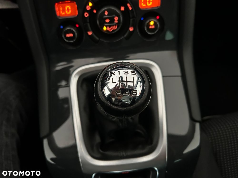 Peugeot 5008 PureTech 130 Access - 34