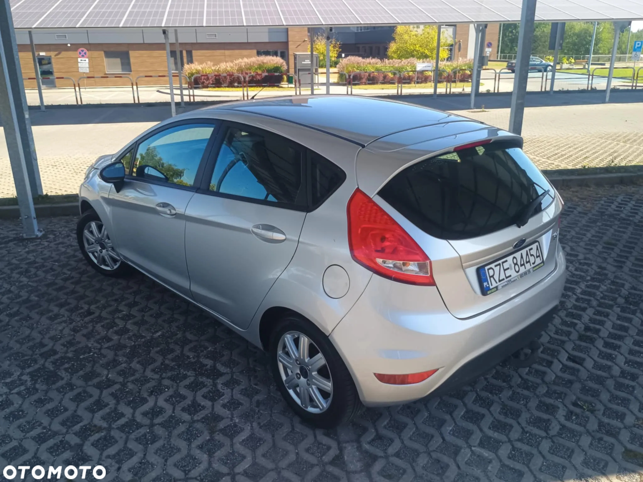 Ford Fiesta - 10