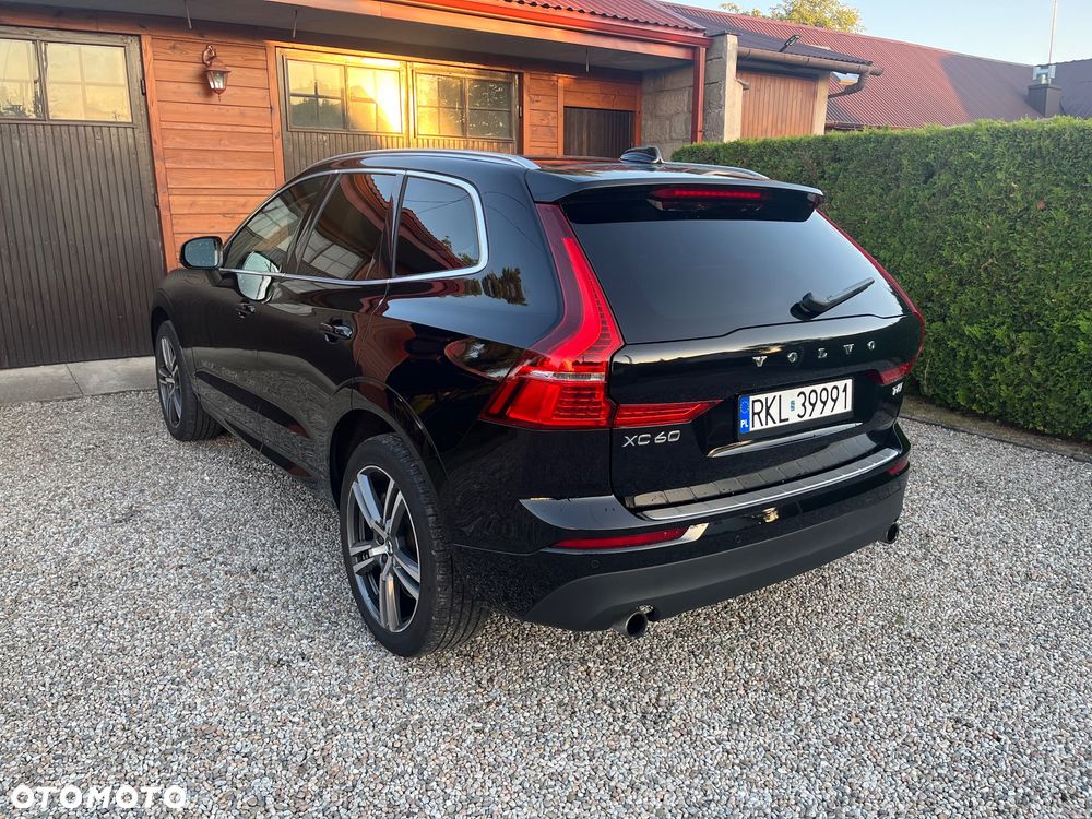 Volvo XC 60 T6 AWD Momentum Pro - 5