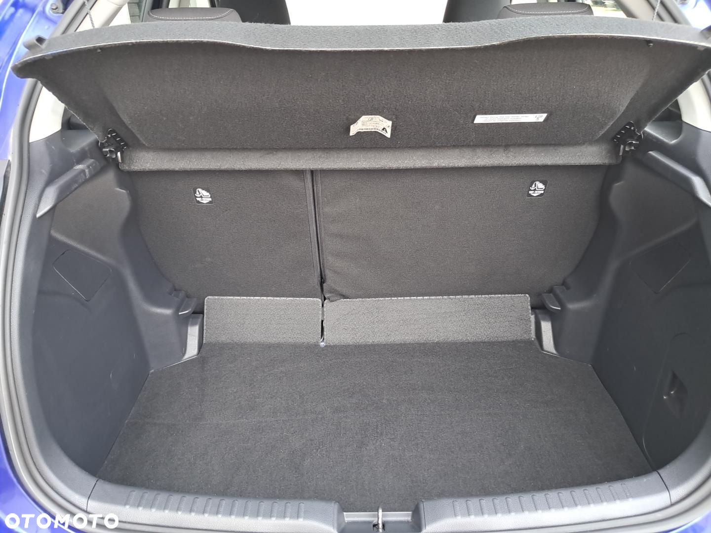 Toyota Yaris - 16